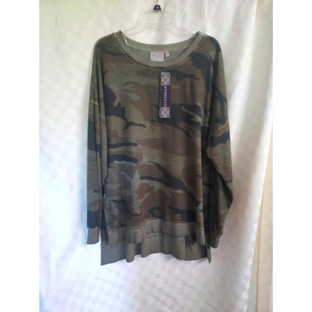 Dantelle Comfy Green Camo Sweatshirt Plus Size 1X